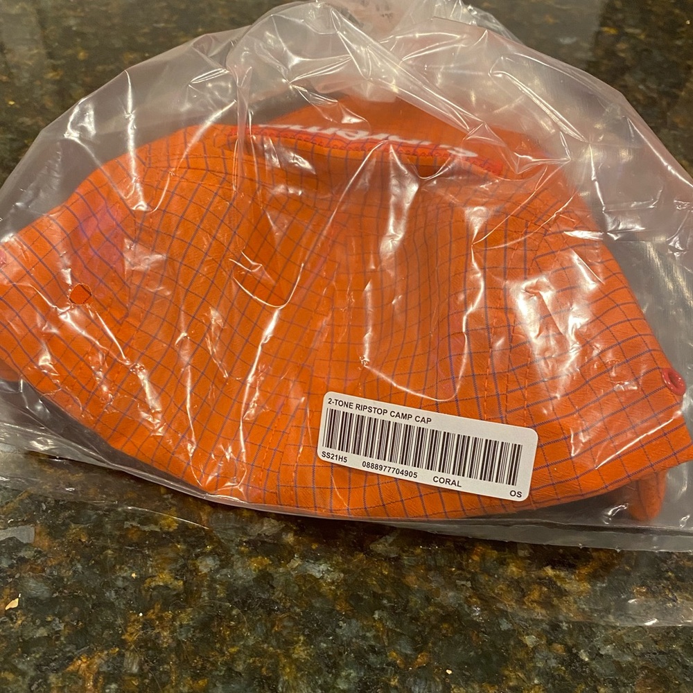 Supreme 2-Tone Ripstop Camp Cap - Picture 4 of 4